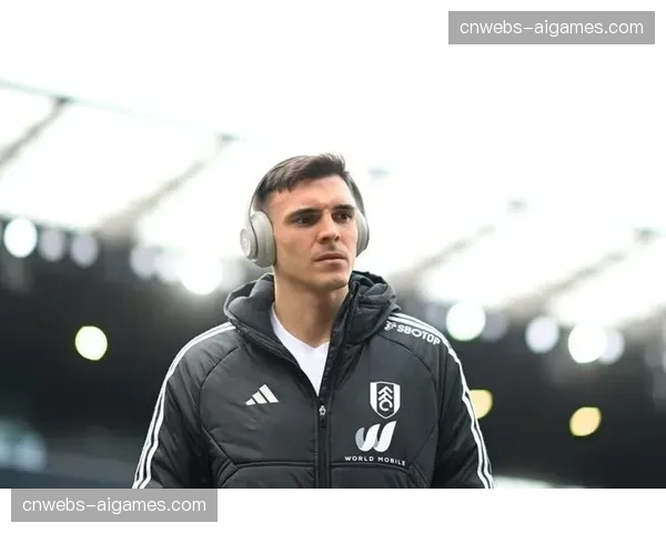 转会传闻：多家媒体称，利物浦对富勒姆中场帕利尼亚产生兴趣