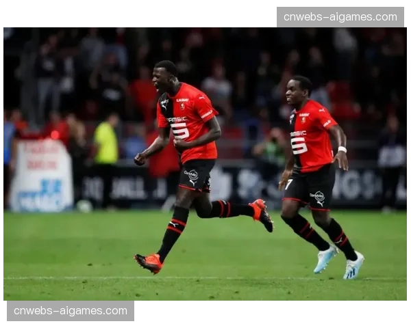 雷恩门将曼丹达接受专访,谈四十岁后的训练与生活 雷恩门将曼丹达接受专访,谈四十岁后的训练与生活